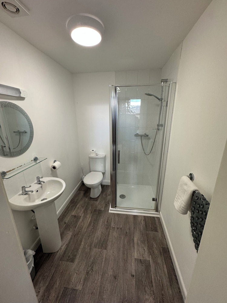 The Winchmore Hotel 46/46