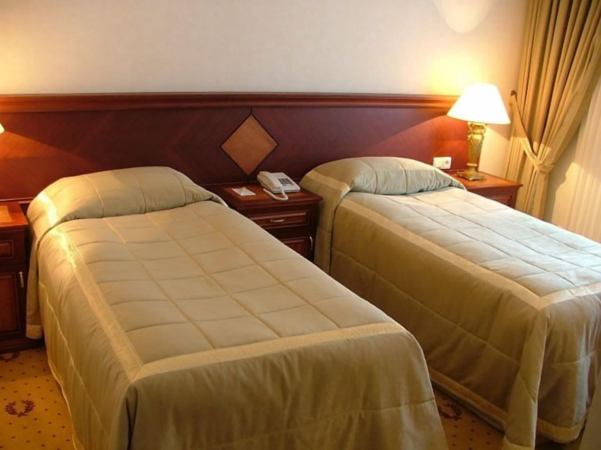 STANDARD, TWIN BEDS