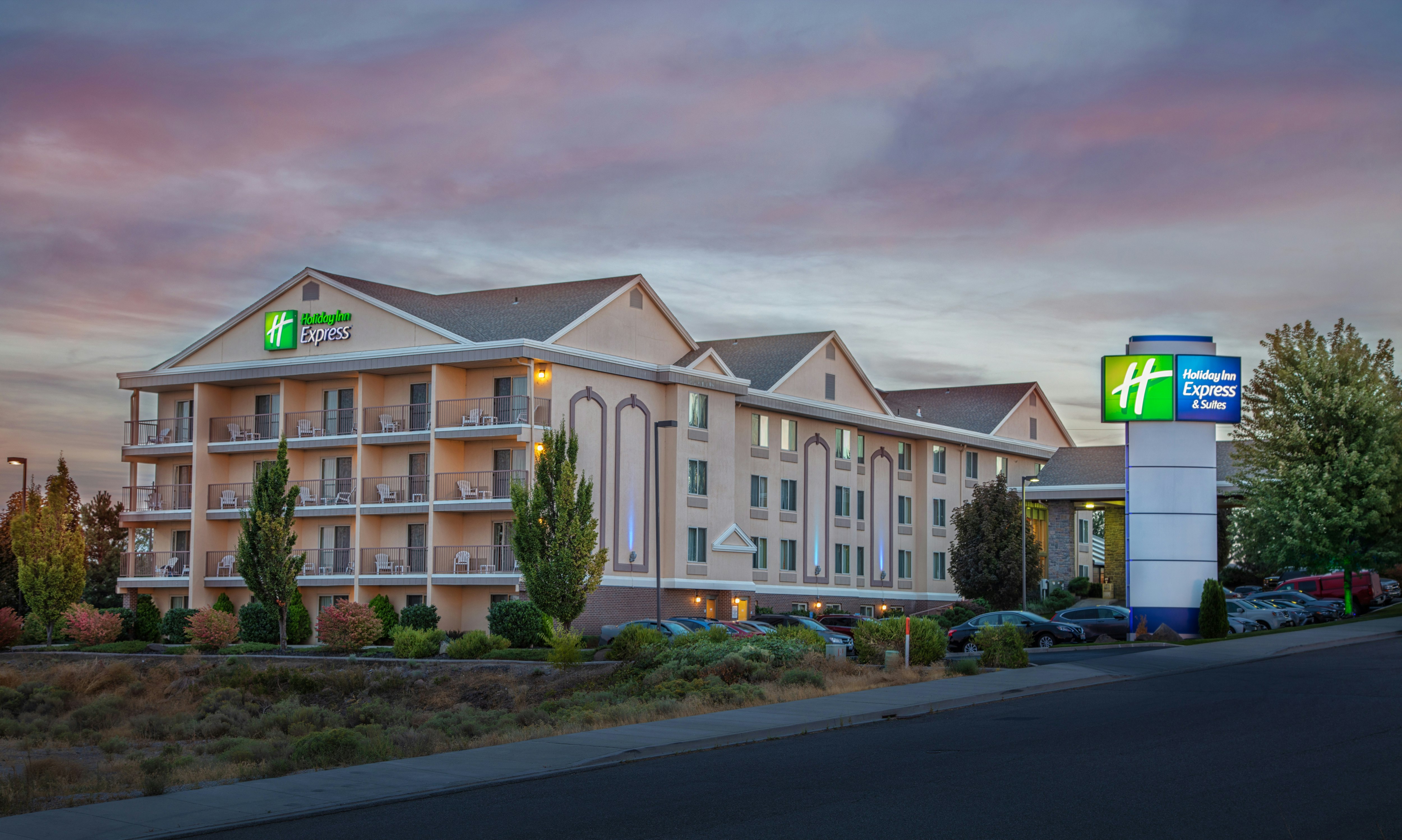 Holiday Inn Express Hotel Suites Richland 8/52