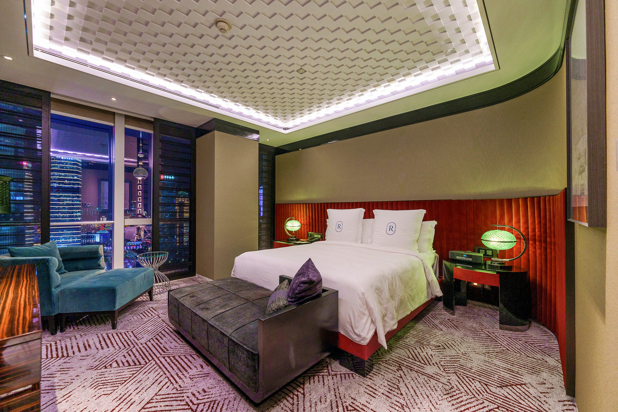Regent Pudong Shanghai 18/84