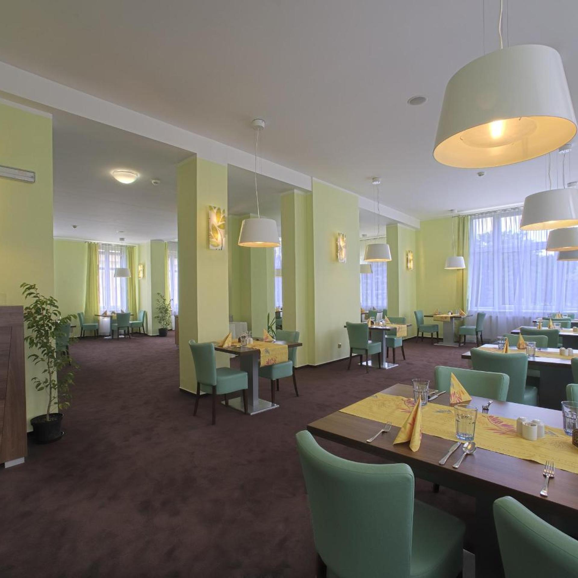 Zamecek Hotel 33/50