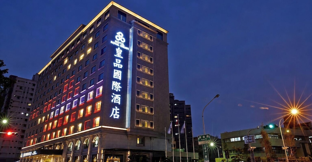 Royal Chiayi Hotel 4/66