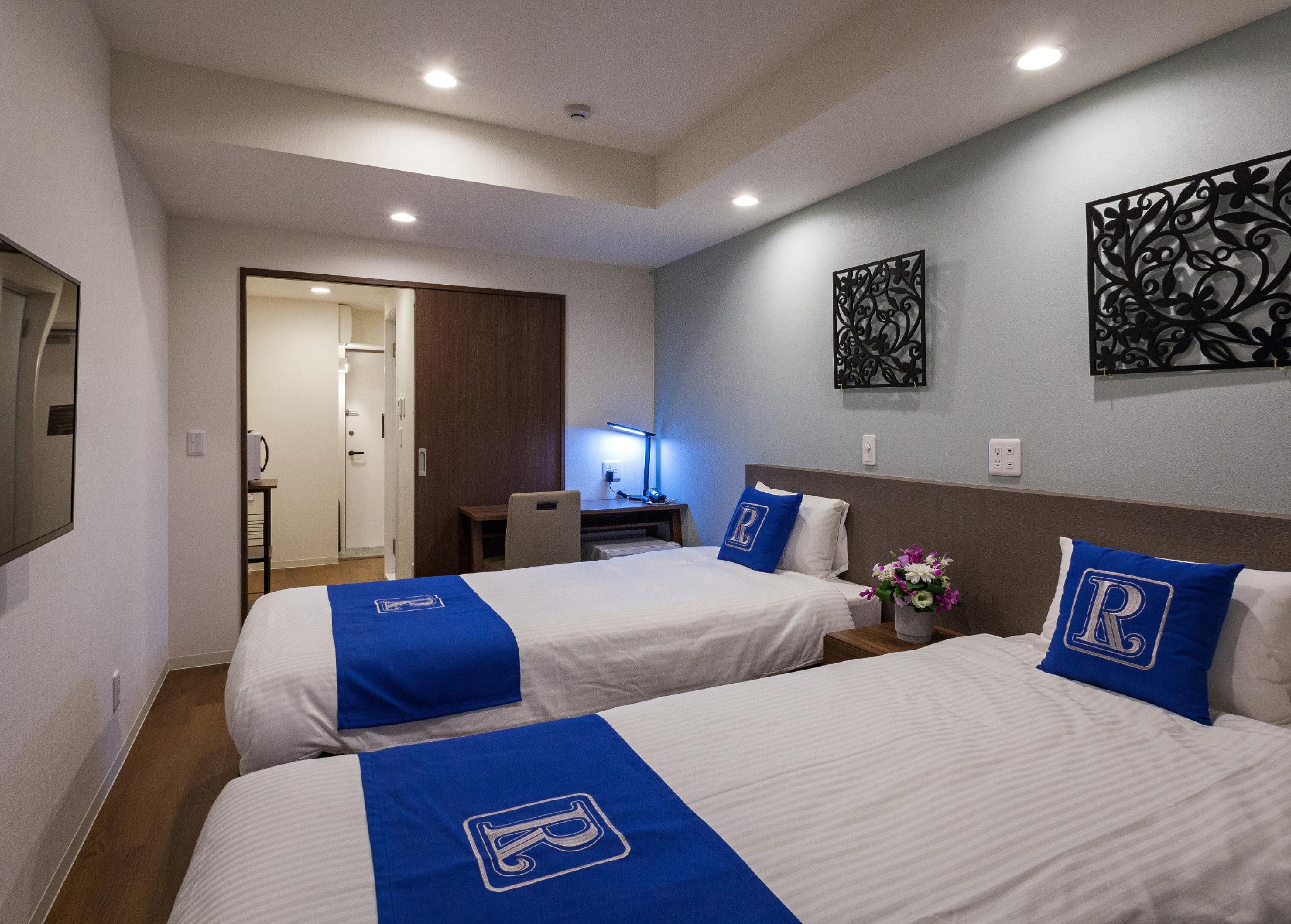 Light, Premier, Twin Beds, Building