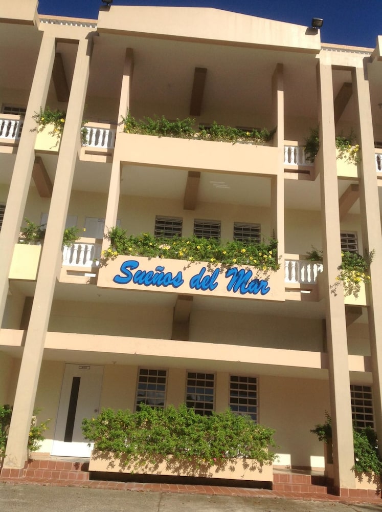 Sueños del Mar Vacation Rentals 3/37