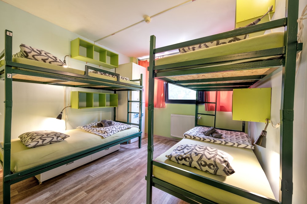 Island Hostel - Adults only 2/49