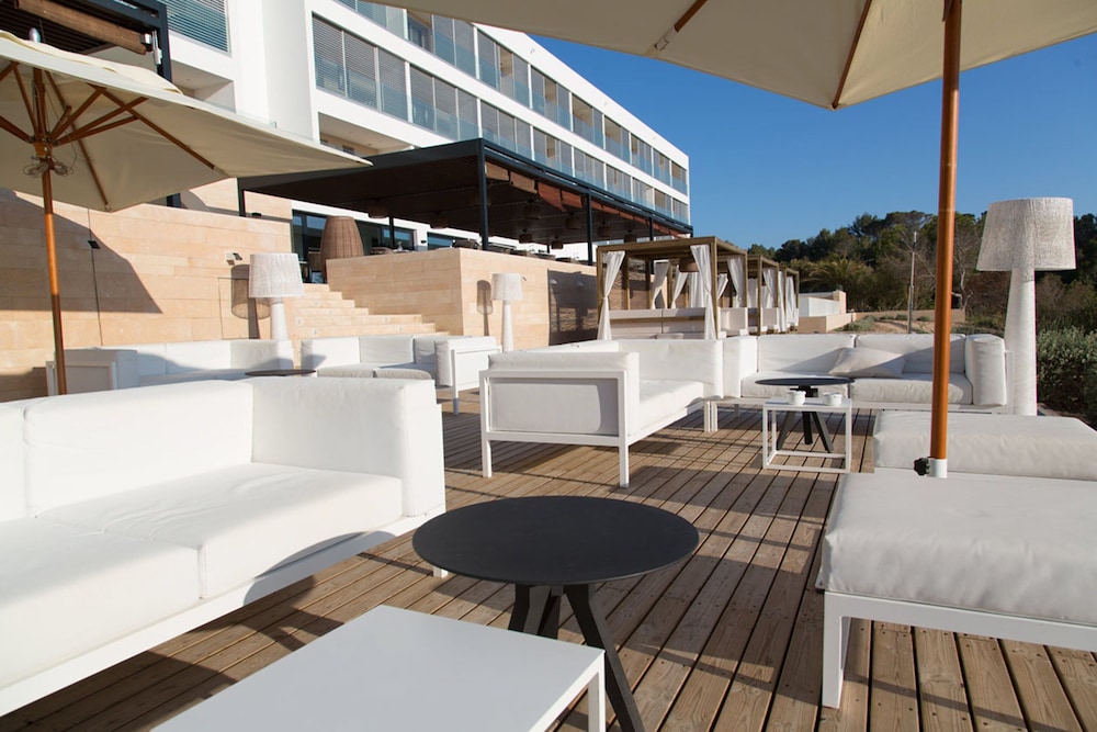 HOTEL CALA SAONA & SPA 51/59