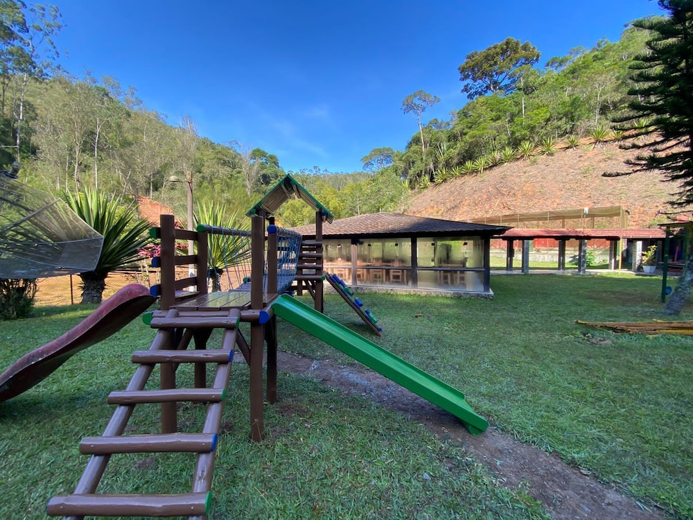 Hotel Fazenda Bonanza 10/24