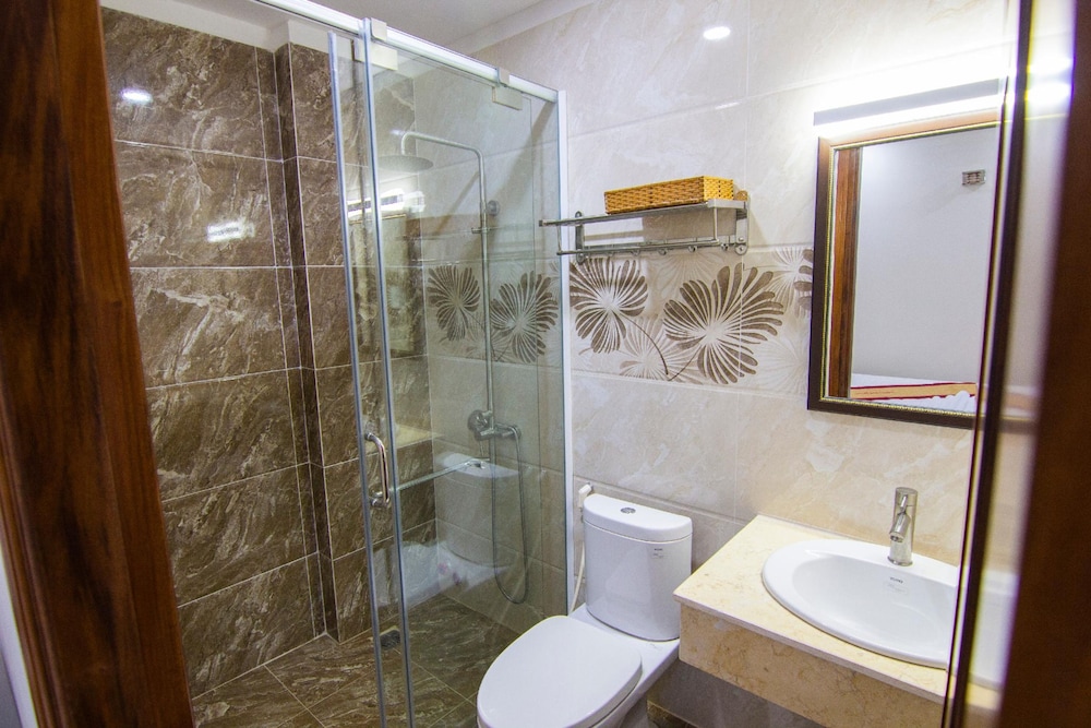Bien Ngoc Hotel 34/38