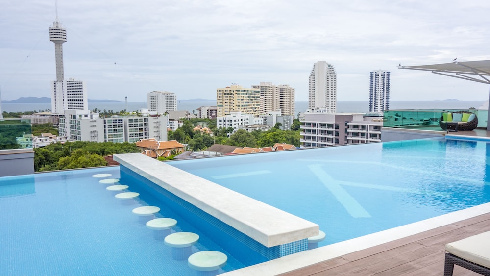 Unique Regency Hotel Pattaya 38/59