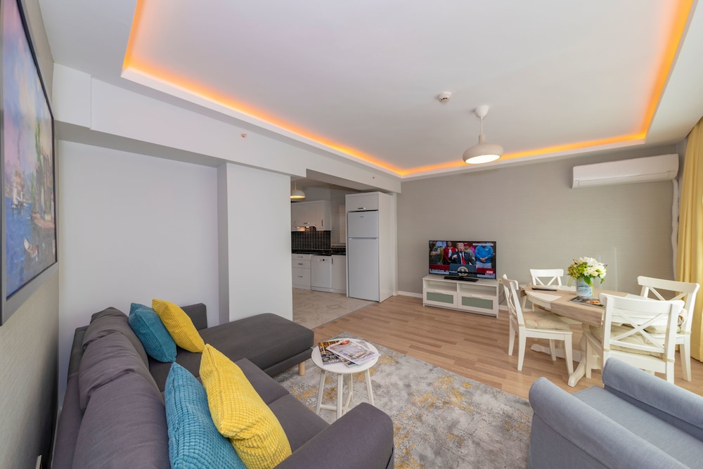 Feri Suites 23/50