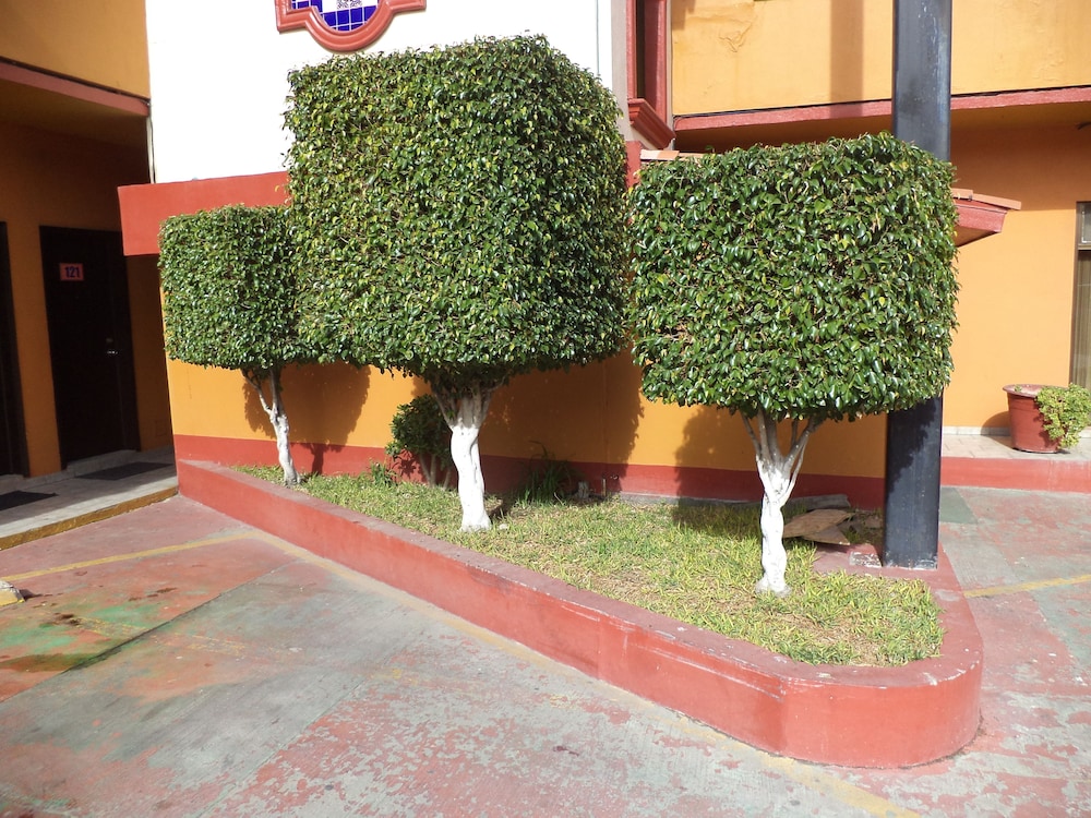 Hotel San Juan Inn 33/40