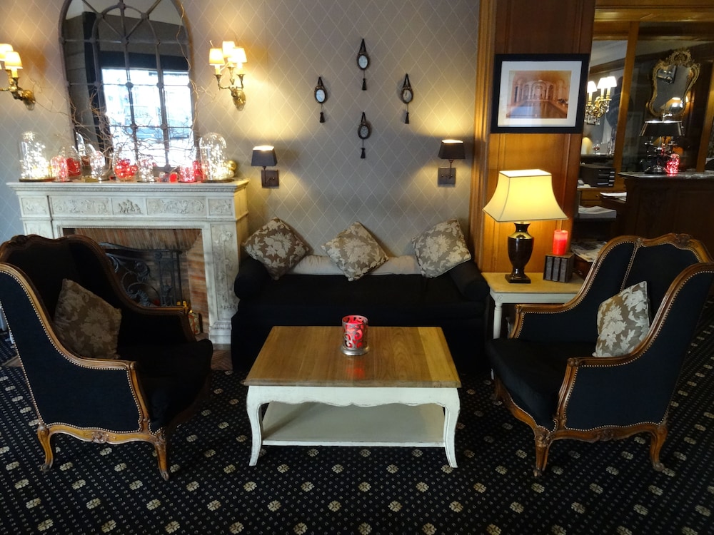 Hotel Claridge 37/50
