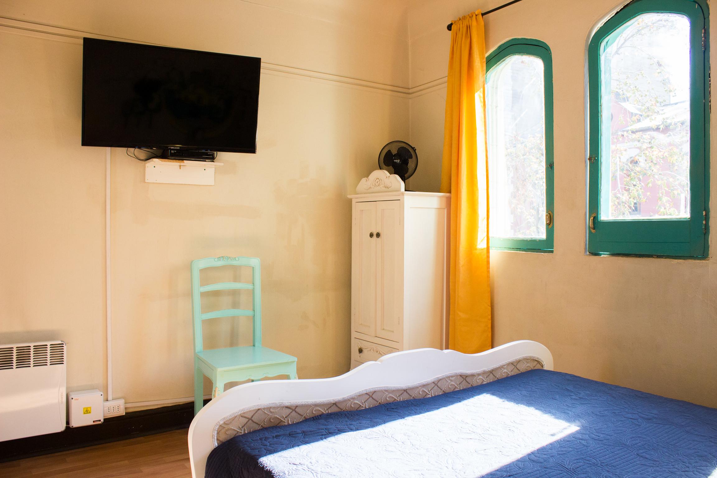 غرفة قياسية بسرير مزدوج، Forestal Hostal 3/9