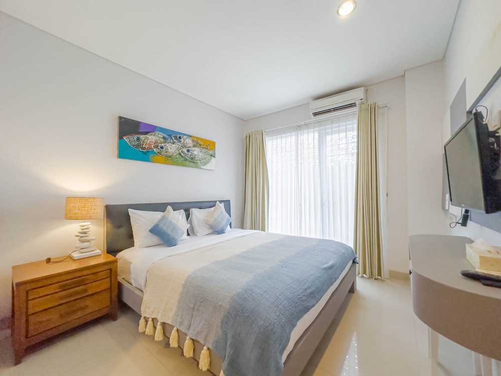 Hola Seminyak 16/50