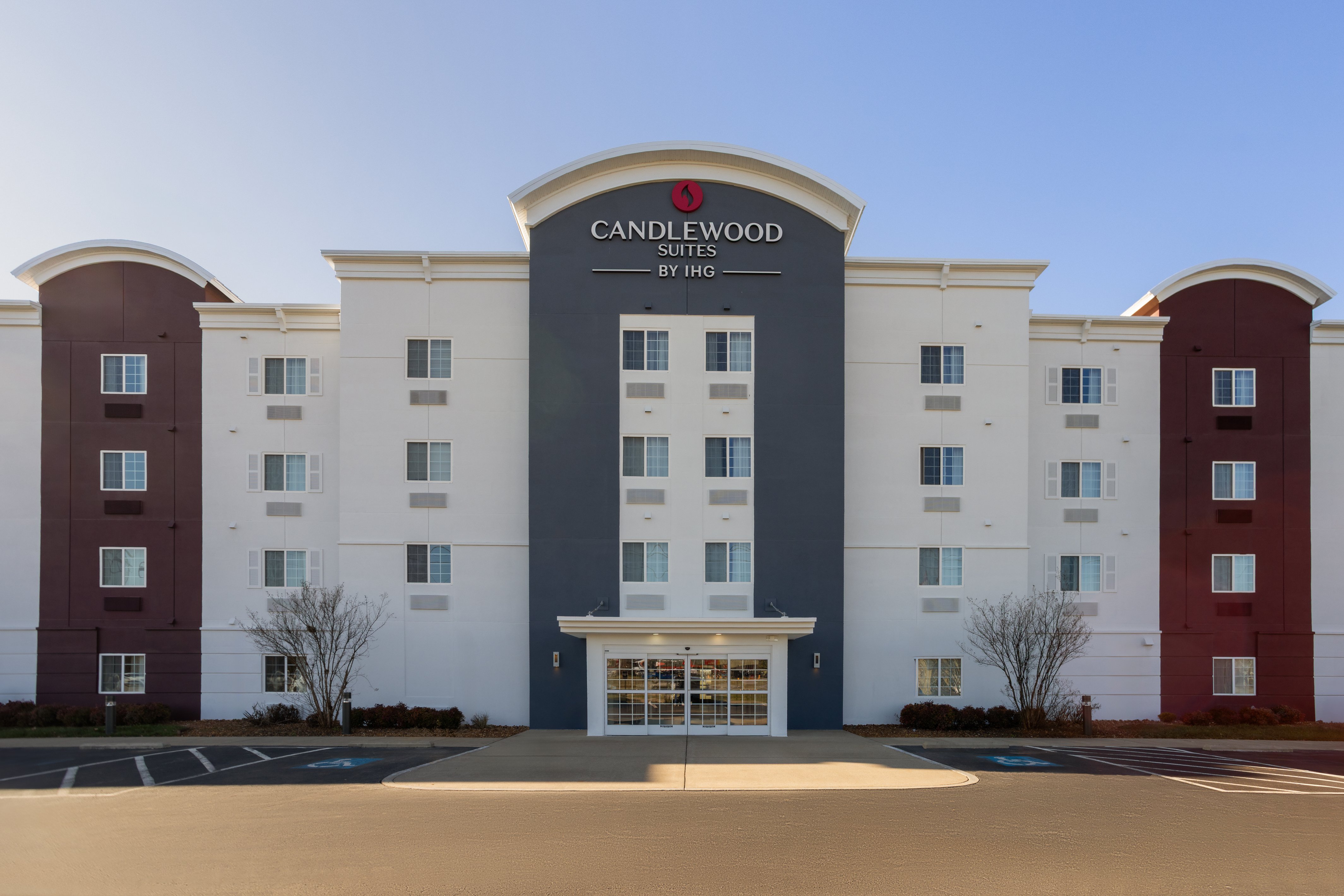 Candlewood Suites Oak Grove - Fort Campbell 4/65