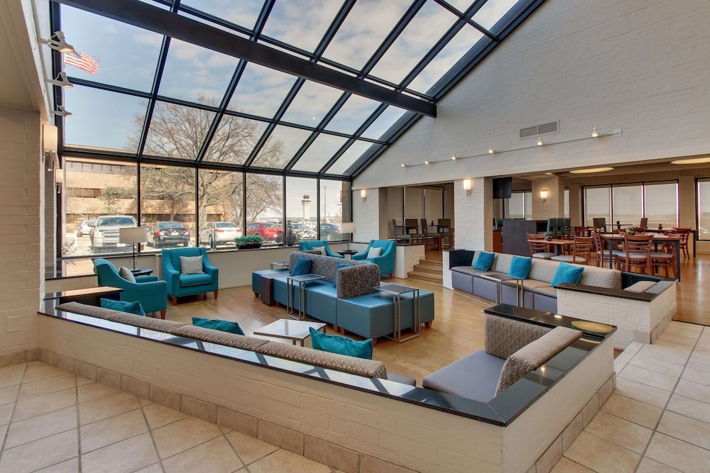 Pear Tree Inn St Louis Airport 29/45