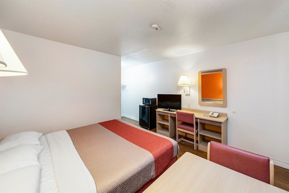Motel6 Greenville, TX 13/45
