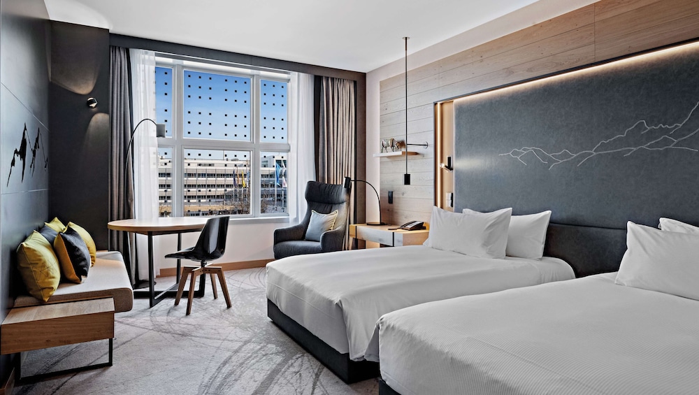 SUPERIOR, TWIN BEDS