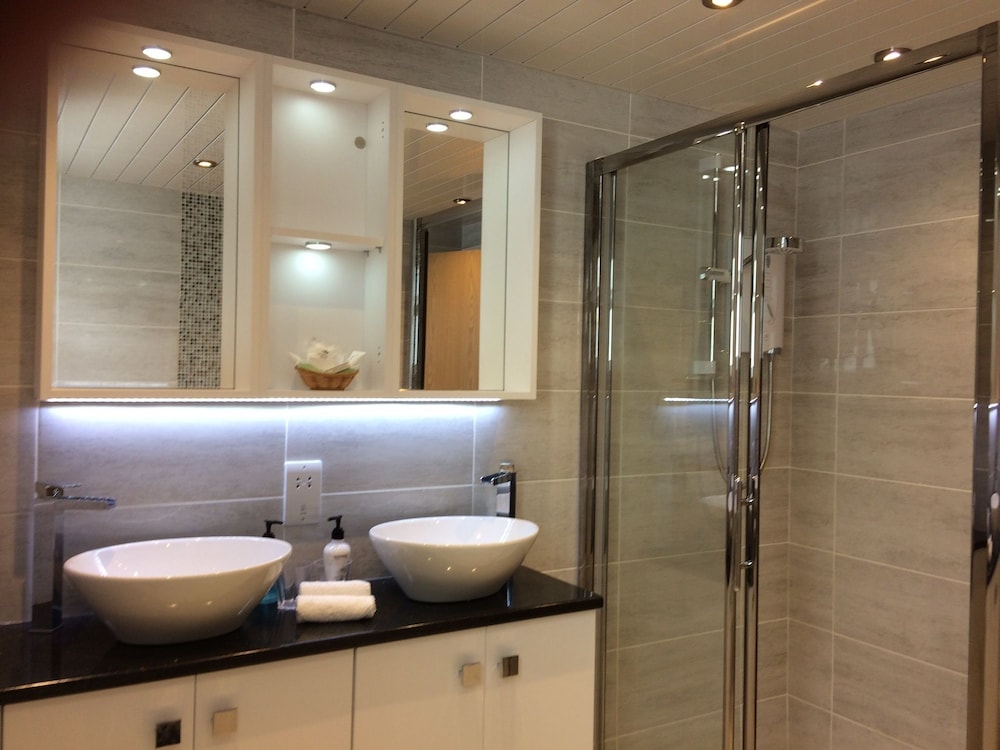 Edgcumbe Guest House 29/32