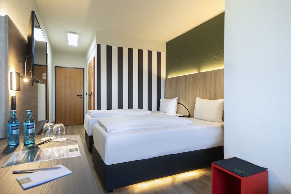 ACHAT Hotel Stuttgart Zuffenhausen 28/80