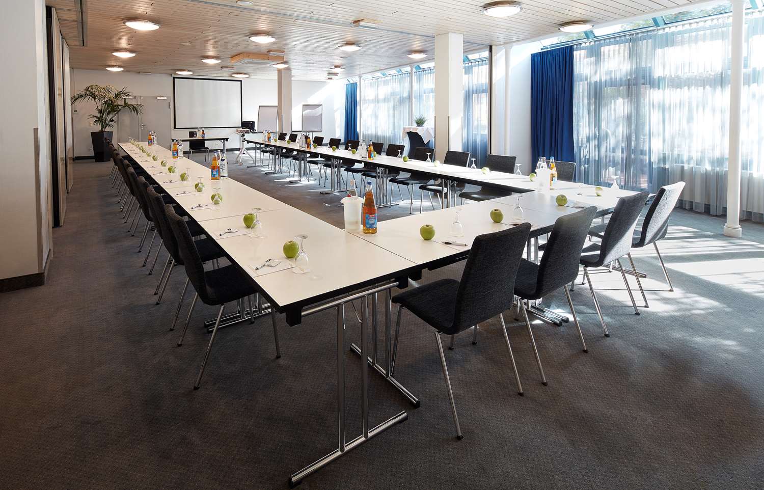 Four Points Flex by Sheraton Hannover 49/53