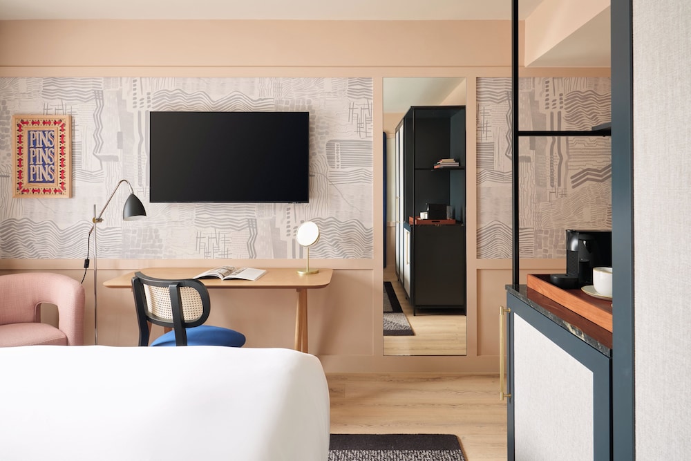 Hotel Indigo Gloucester - The Forum by IHG 37/50