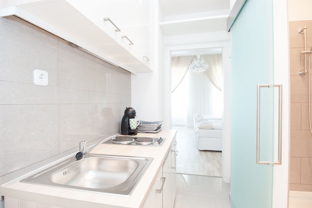 Royal Resort Apartments Westbahnhof 19/42