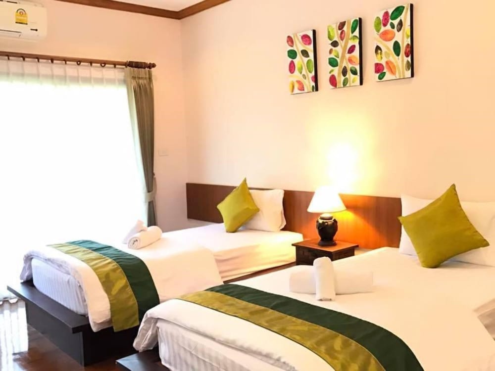 Papai Country Lodge 7/50