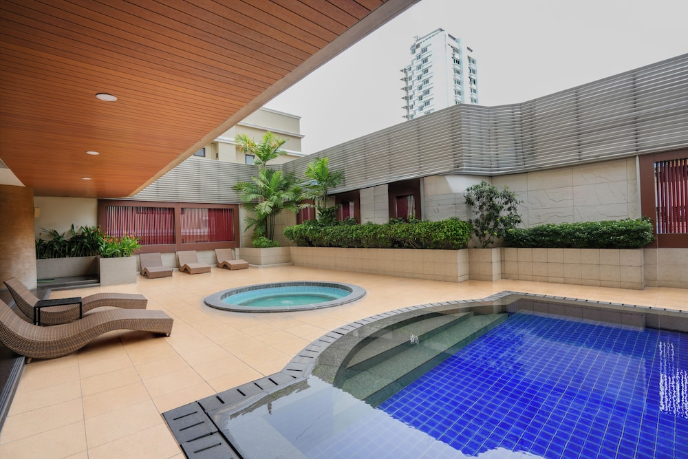 Sm Grande Residence 22/35