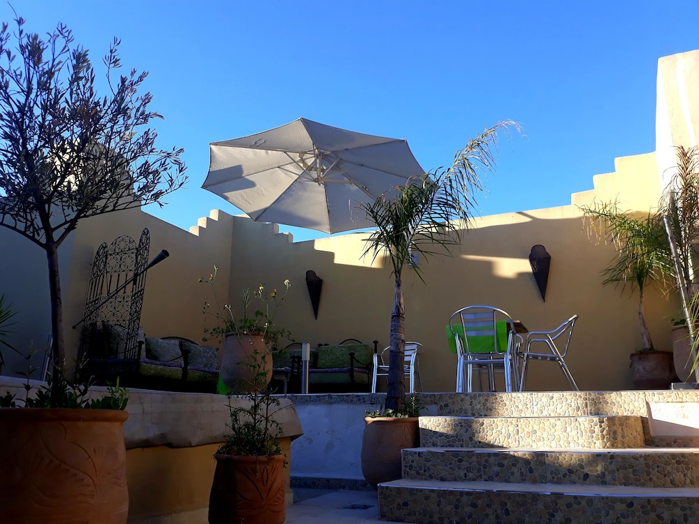 Riad Safir 45/49