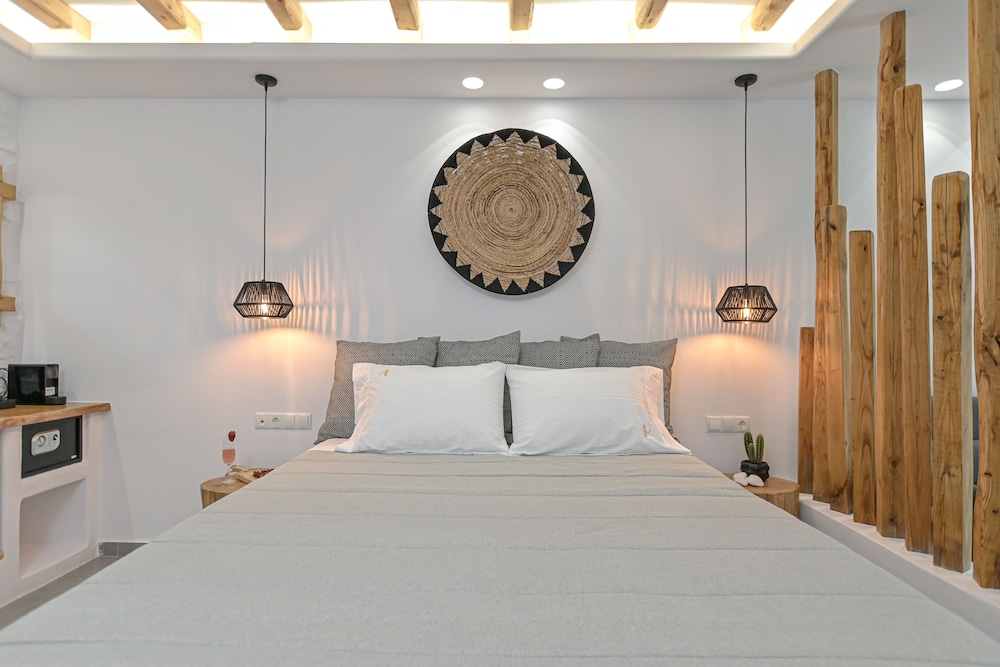 Naxos Finest Hotel Villas 15/50