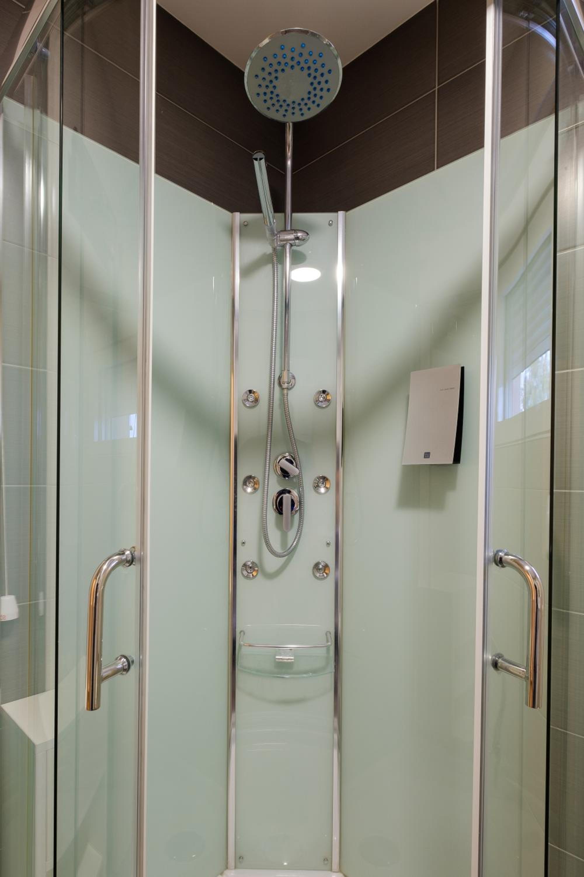 Airport Garni Hotel Belgrade 34/58