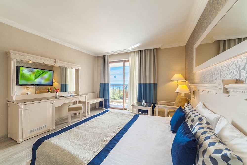 Hotel Turan Prince 12/50