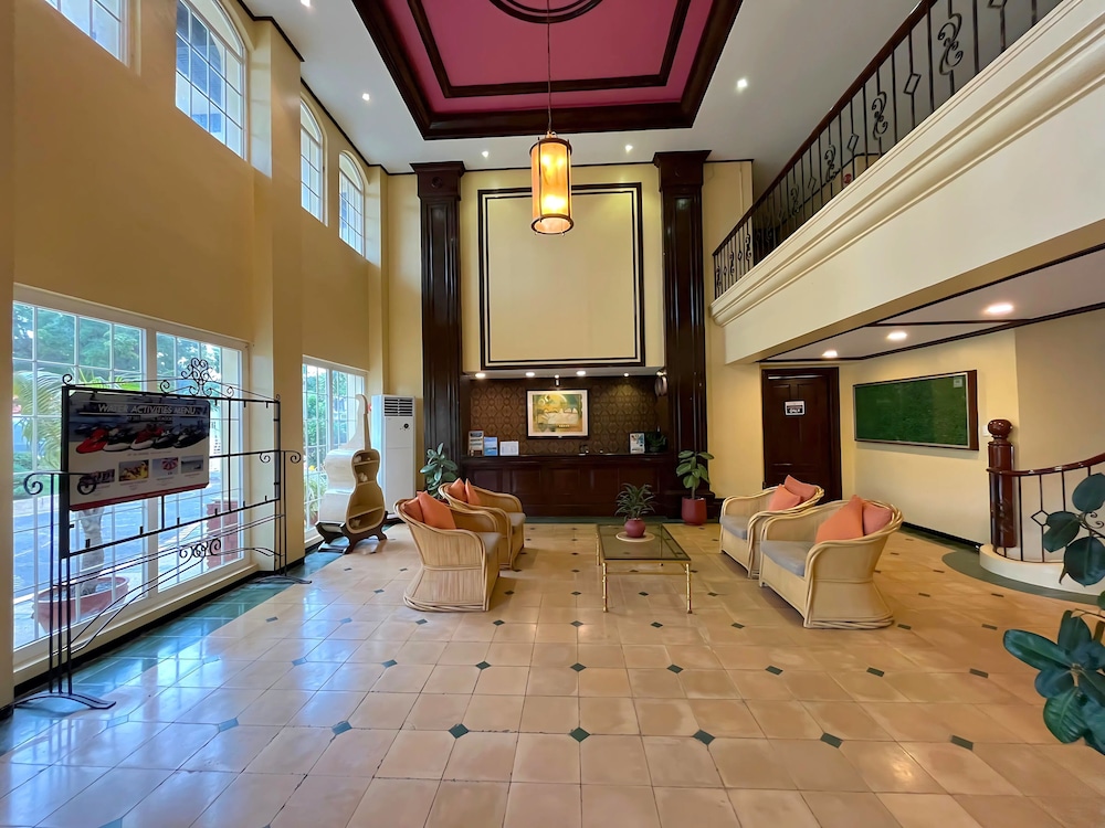 VISTA MAR BEACH RESORT AND COUNTRY CLUB 29/50