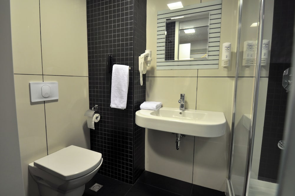 No 19 Boutique Hotel 68/69