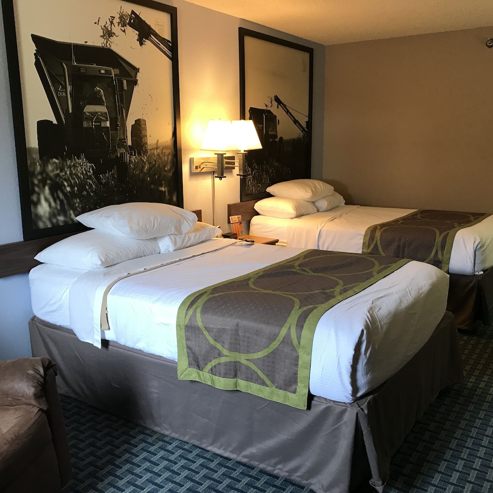 Days Inn by Wyndham Omaha/West Dodge 9/24