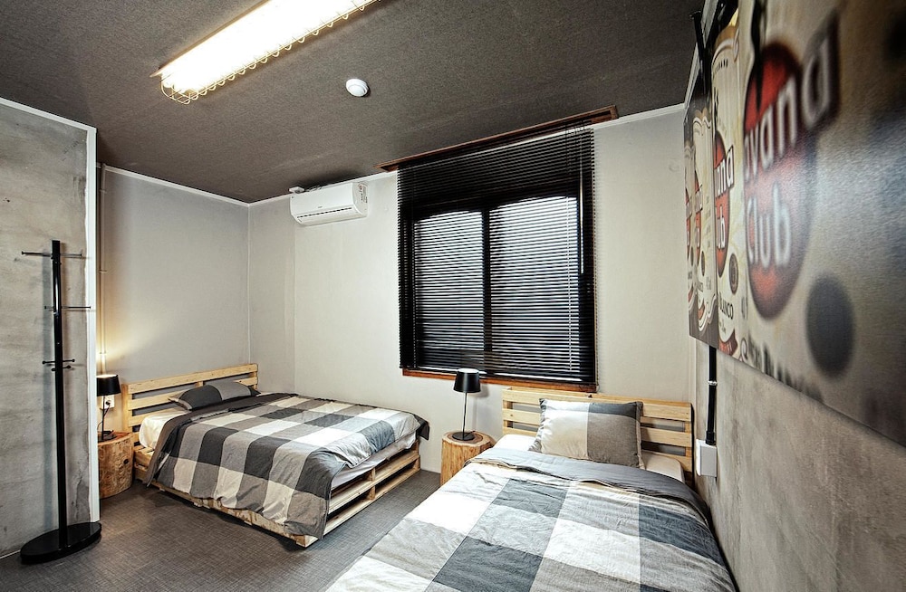 Mido Hostel 15/62