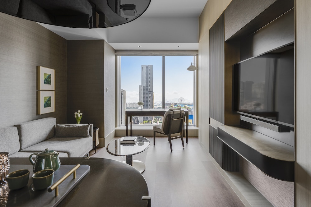 Intercontinental Kaohsiung 44/76