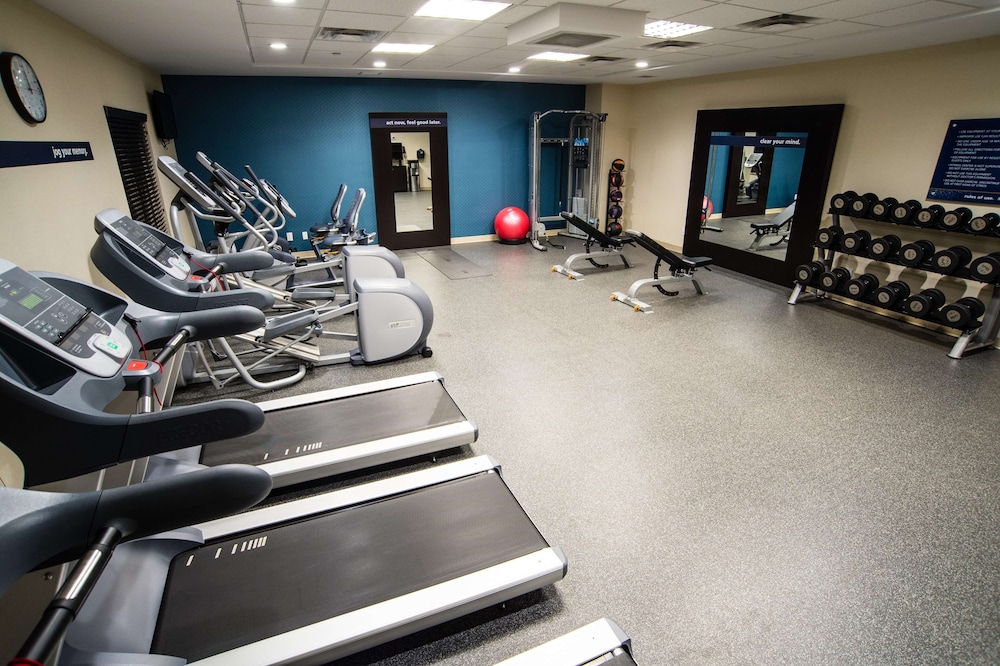 Hampton Inn Suites By Hilton Regina East Gate 26/44