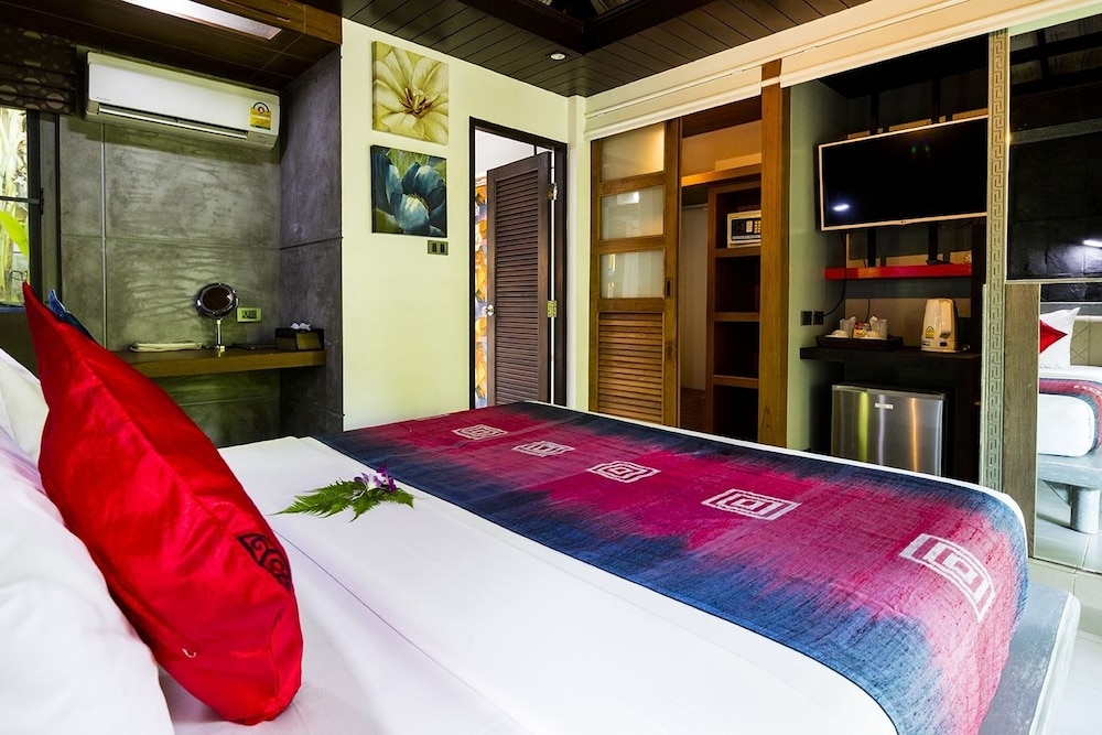 Bangtao Beach Chalet 7/71