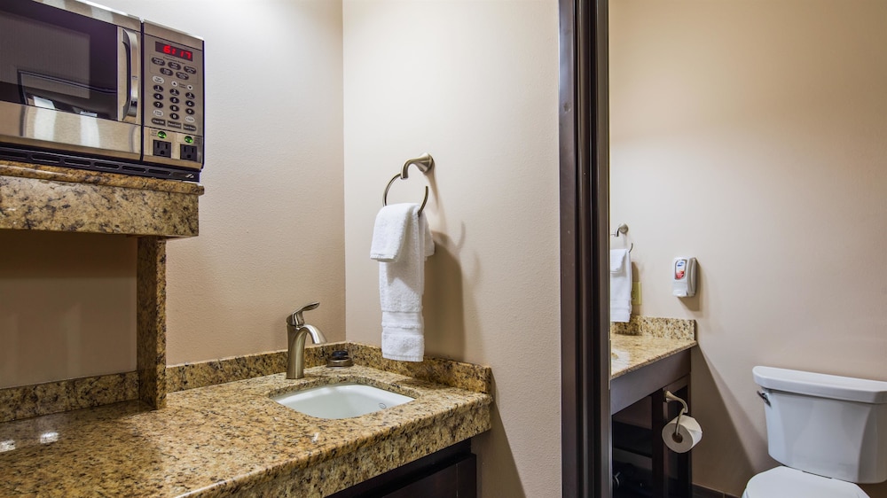 Best Western Plus Havre Inn & Suites 21/57