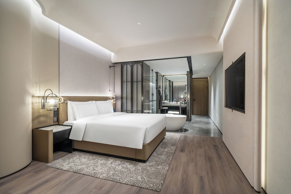 UrCove by HYATT Shenzhen Bay Mixc 27/58