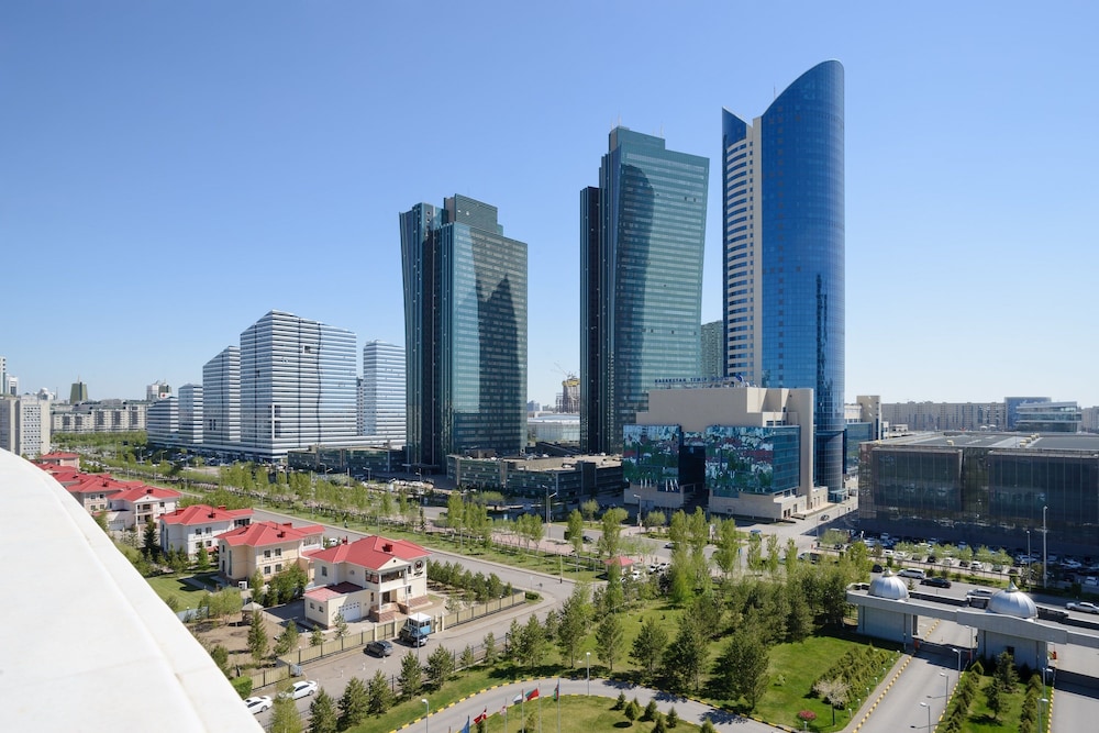 Rixos President Astana Hotel 80/85