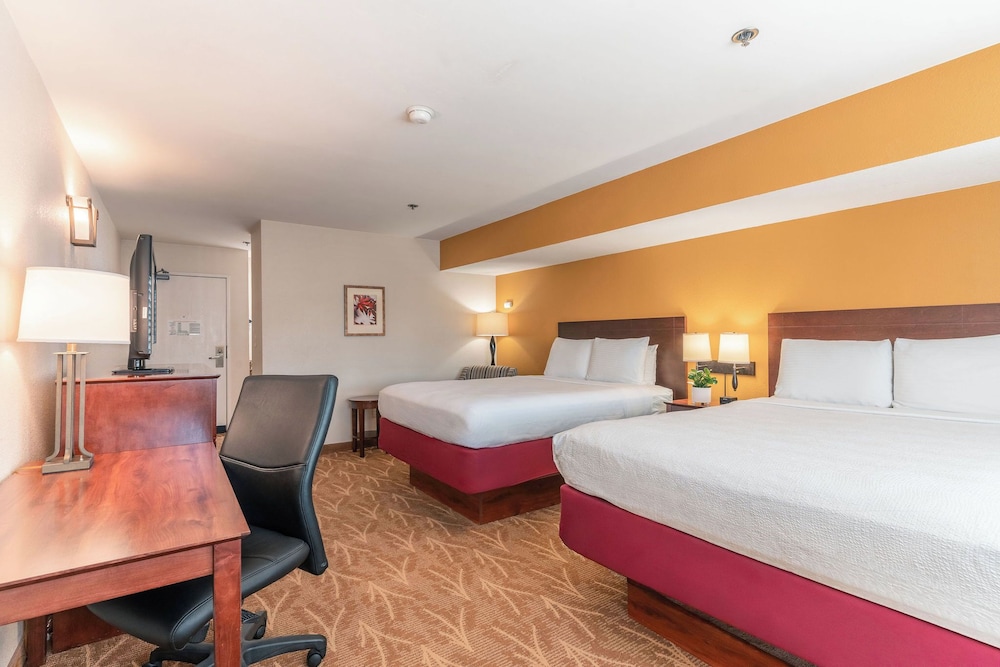 Governors Inn Hotel 21/77