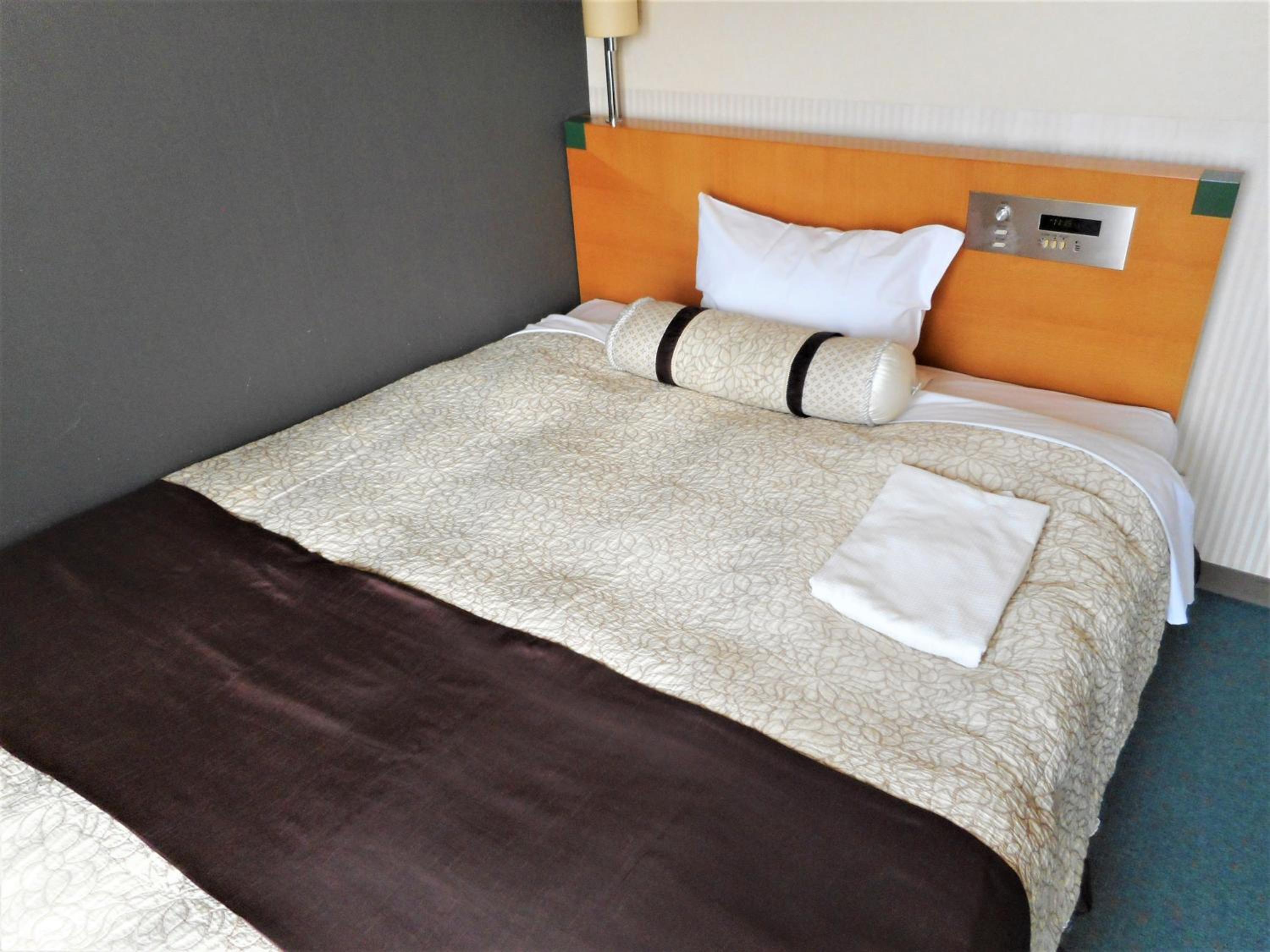 Room, Semi Double Bed, Smoking