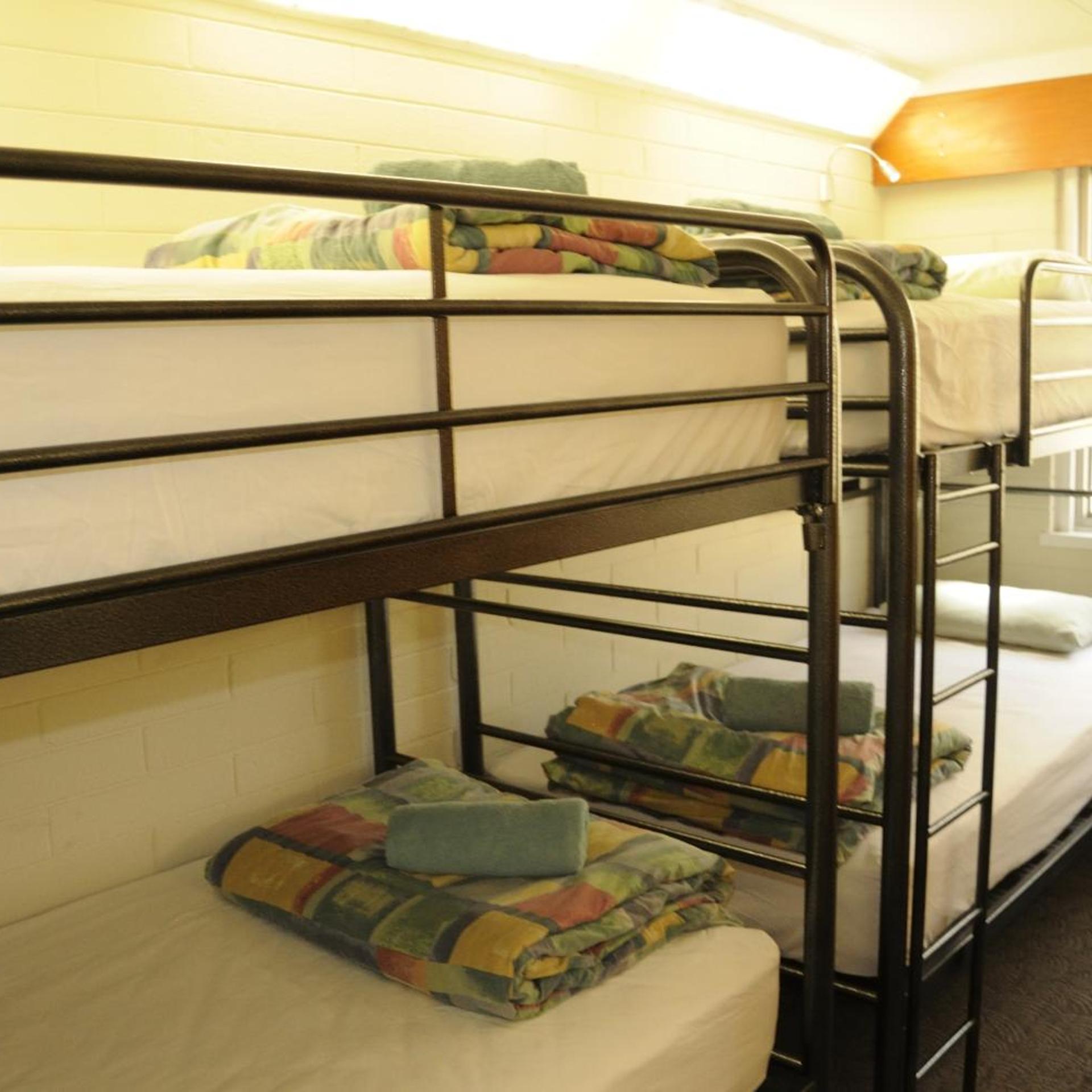 Kangaroo Inn 14/50