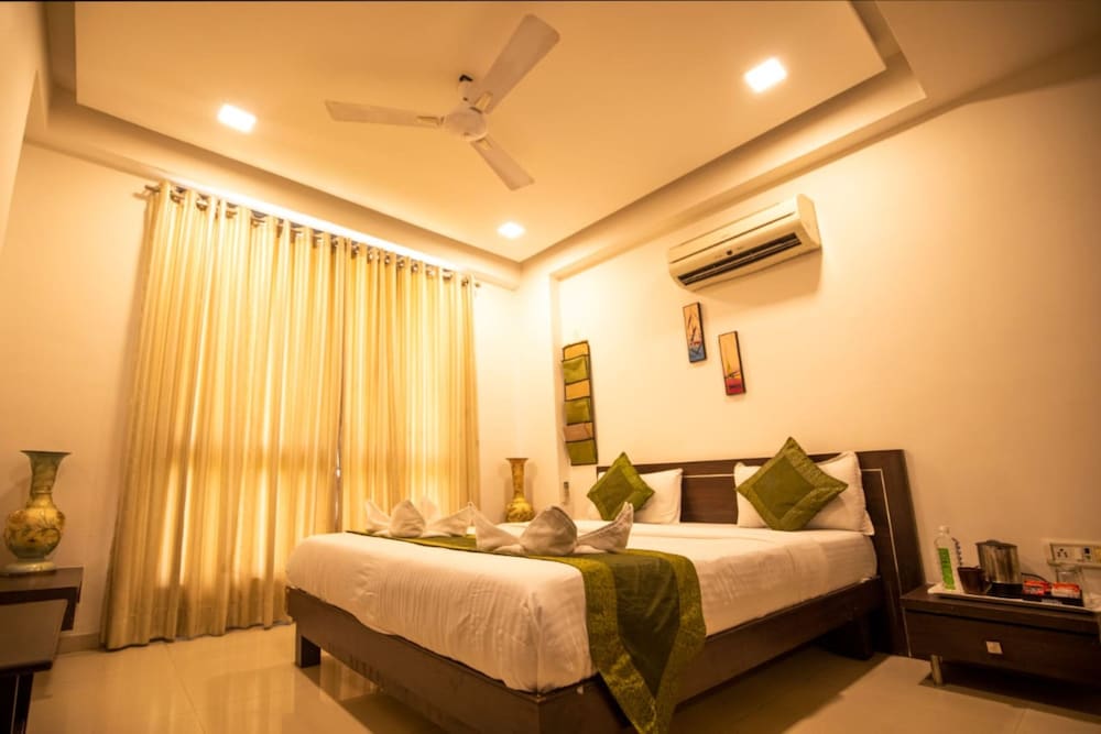 Hotel Shrimad Residency 9/16