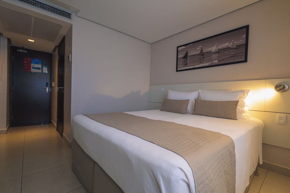 Manaira Hotel 19/56