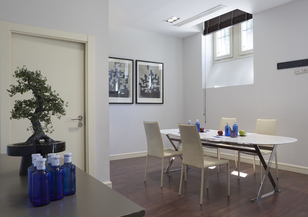 Hotel Sardinero Madrid 53/72