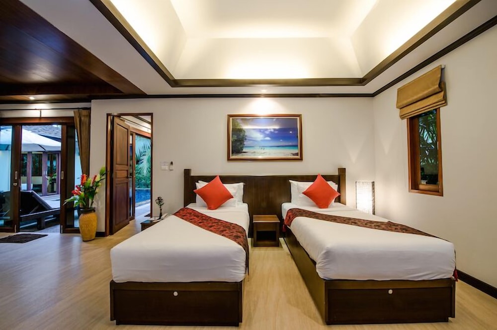 Paitan Villas Resort 16/39